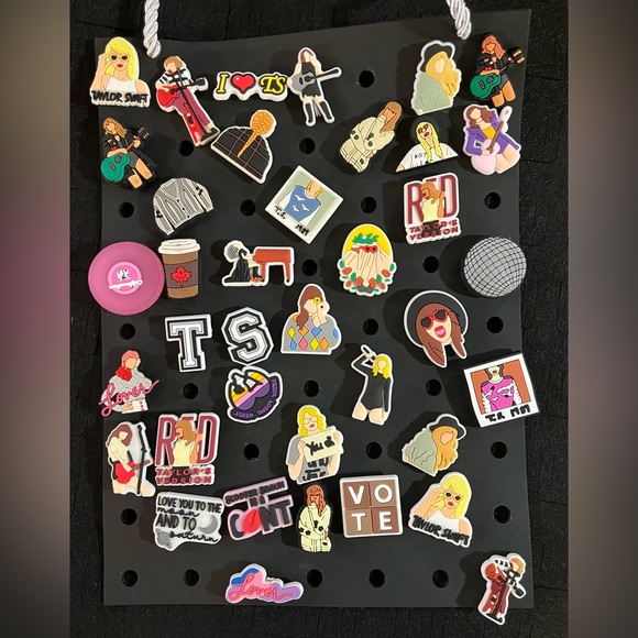Taylor Swift Croc charms 38 count - Picture 1 of 6